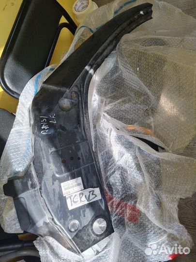 Стойка кузова пер левая Rav 4 aca30