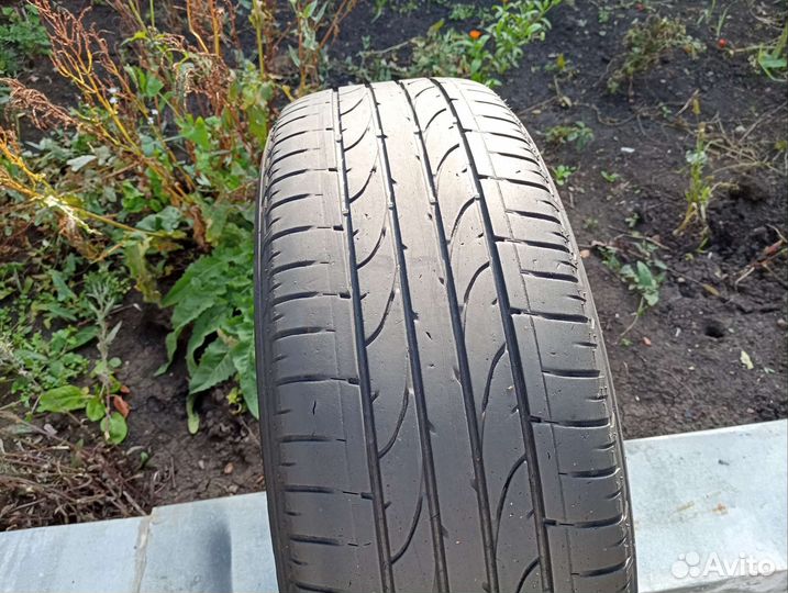 Bridgestone Dueler H/P Sport 215/60 R17