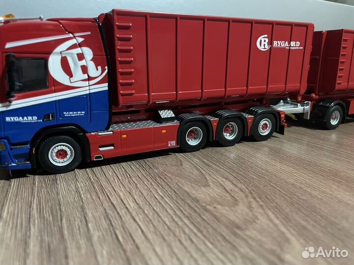 Модель Wsi Scania 1/50