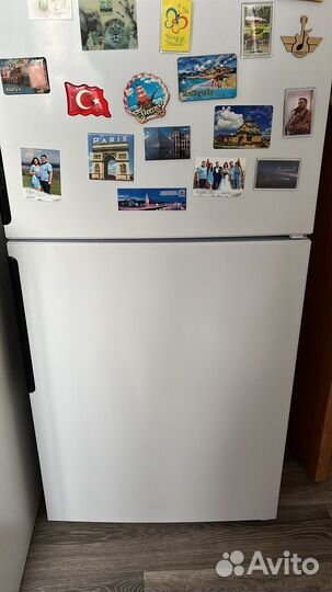 Холодильник hotpoint ariston бу