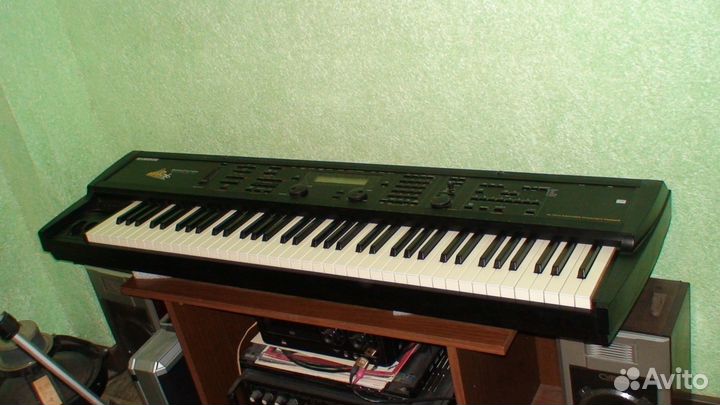 Ensoniq MR-76