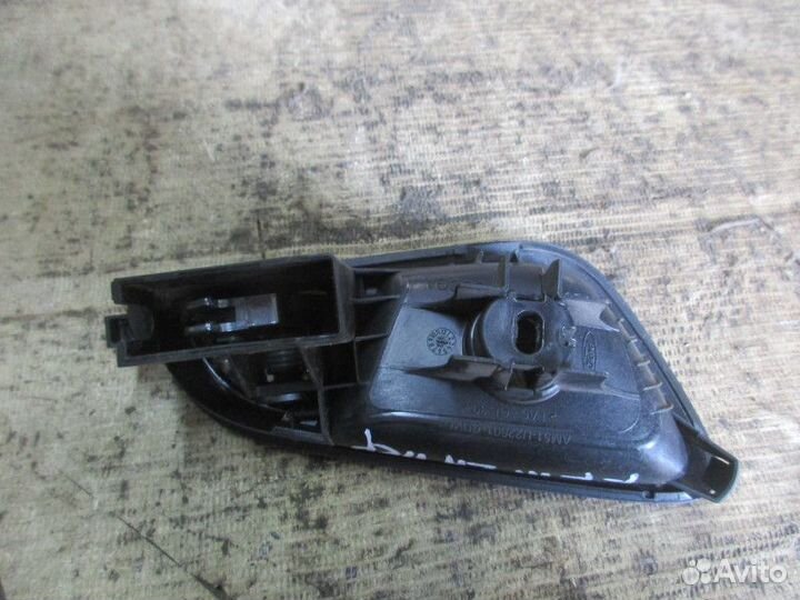 Ручка внутренняя двери передней левая Ford Focus I