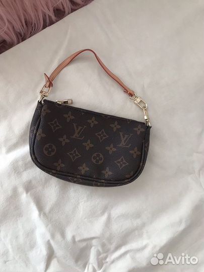 Louis Vuitton mini