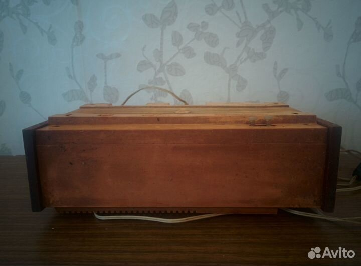 Маяк радиоприемник трехпрограммный СССР