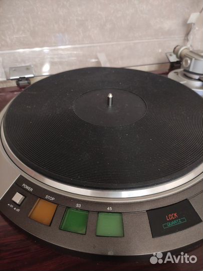 Проигрыватель винила Denon DP-57M