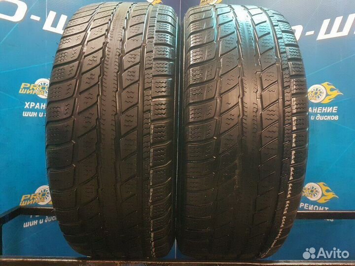 GT Radial Champiro WT-AX 235/55 R17