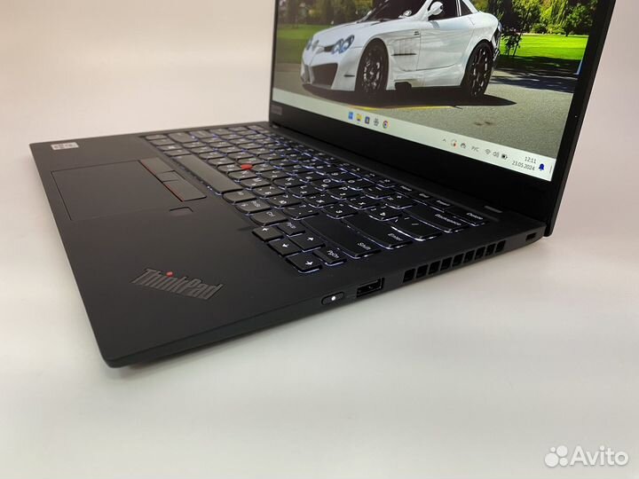 Lenovo ThinkPad X1 Carbon Gen 8 i5-10310U/16/512