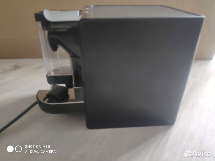 Капсульная кофемашина Delonghi Nespresso en670