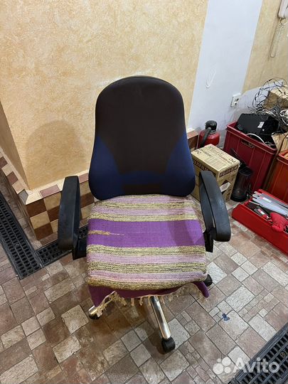 Компьютерное кресло