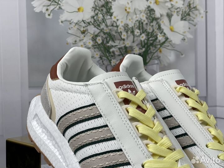 Кроссовки Adidas Retropy E5