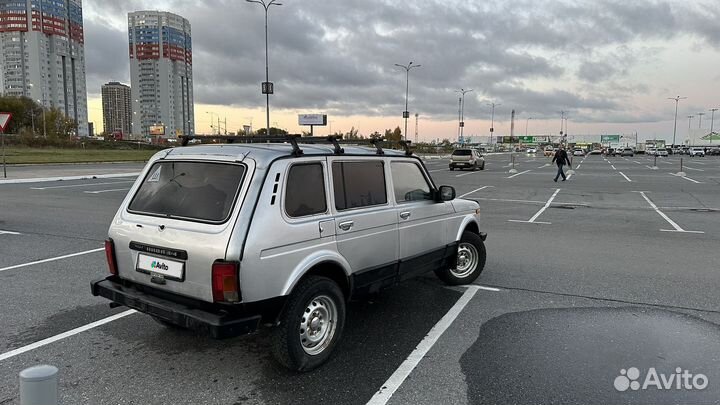 LADA 4x4 (Нива) 1.7 МТ, 2013, 143 000 км