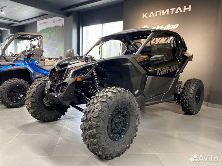 Мотовездеход BRP Maverick X RS Turbo RR Smart-Shox