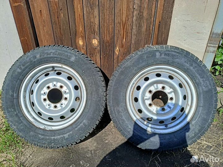 Колеса на Chevrolet Niva r15 зимние 2шт