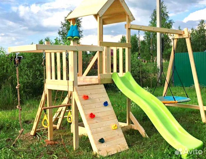 Деревянная детская площадка без занос