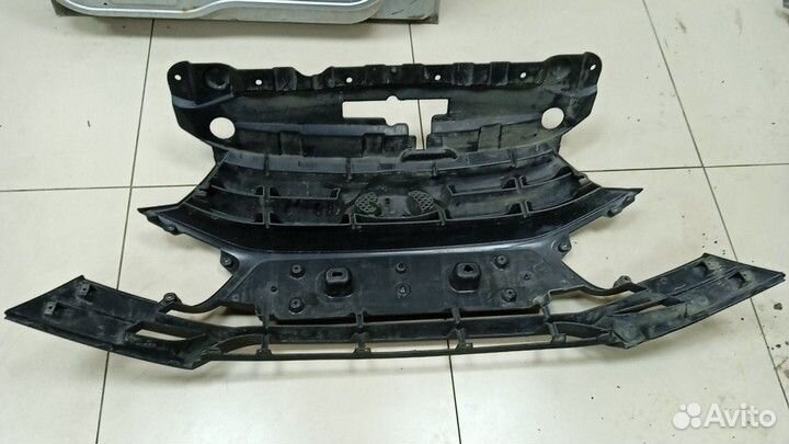 Решетка радиатора LADA Granta