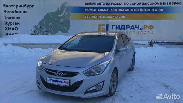 Дефлектор воздушный правый Hyundai i40 (VF) 974203