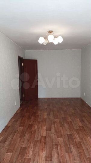 2-к. квартира, 60 м², 2/10 эт.