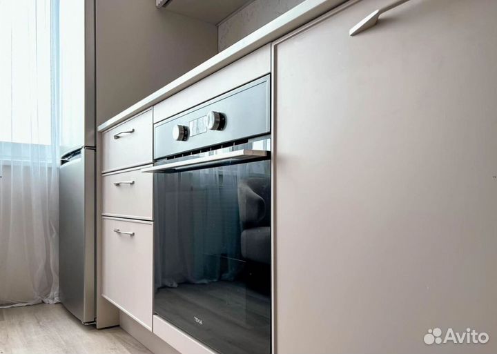 Кухня Розово-Алая напрямую от фабрики на заказ