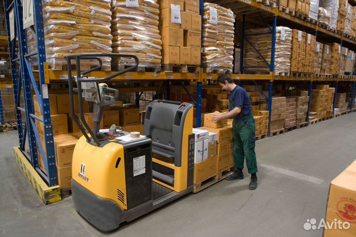 Сборщик заказов в хранилище