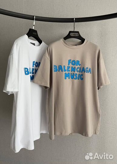 Футболка Balenciaga