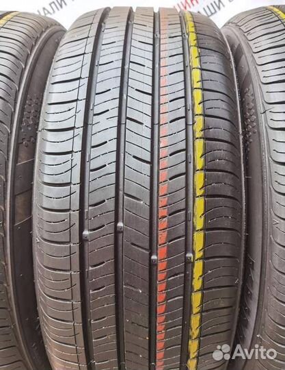 Kumho Solus TA31 215/55 R17 94V