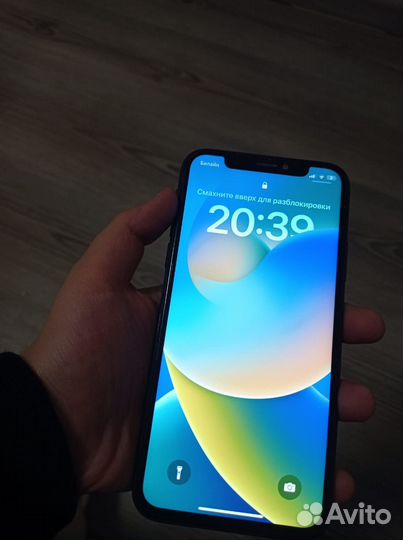 iPhone X, 64 ГБ