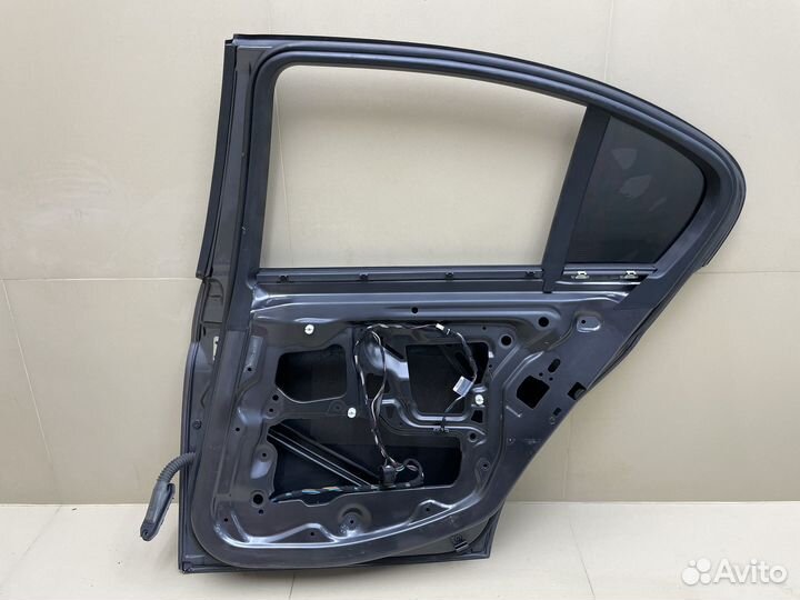 Дверь задняя правая BMW 3 E90