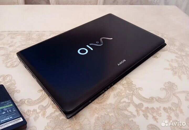 Большой Мощный Sony Vaio Core i5 SSD 12GB 2GB