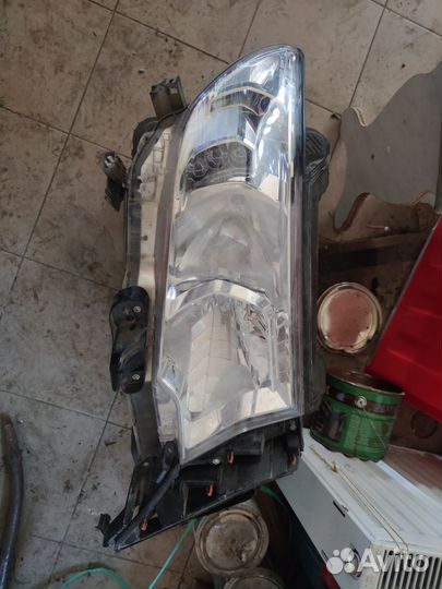 Продам фары для toyota land cruiser prado