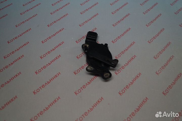 Nissan 31918-3AX01 Датчик селектора АКПП