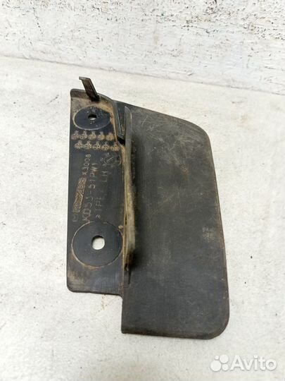 Брызговик задний Мазда