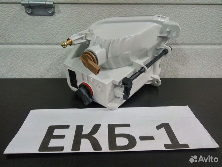 Фара птф Ford Kuga 2 цбс 2012