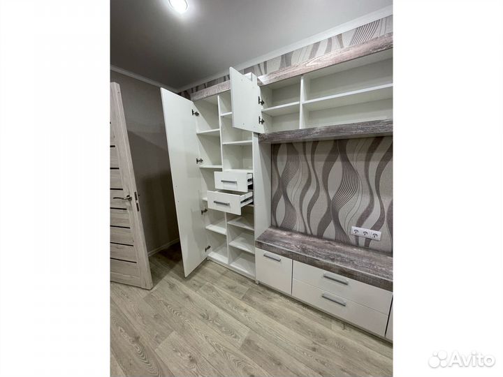 Гостиная 2,7м с широкой нишей под тв и доставкой