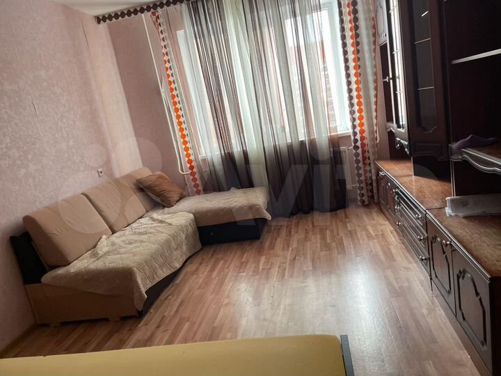 1-к. квартира, 38 м², 6/10 эт.