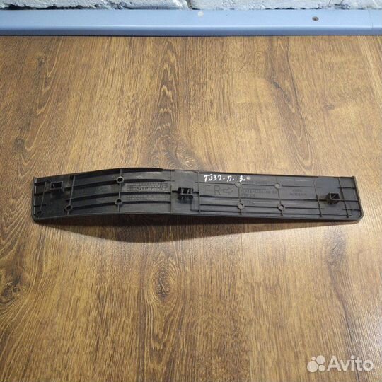 Накладка на порог салона задняя левая Nissan Teana