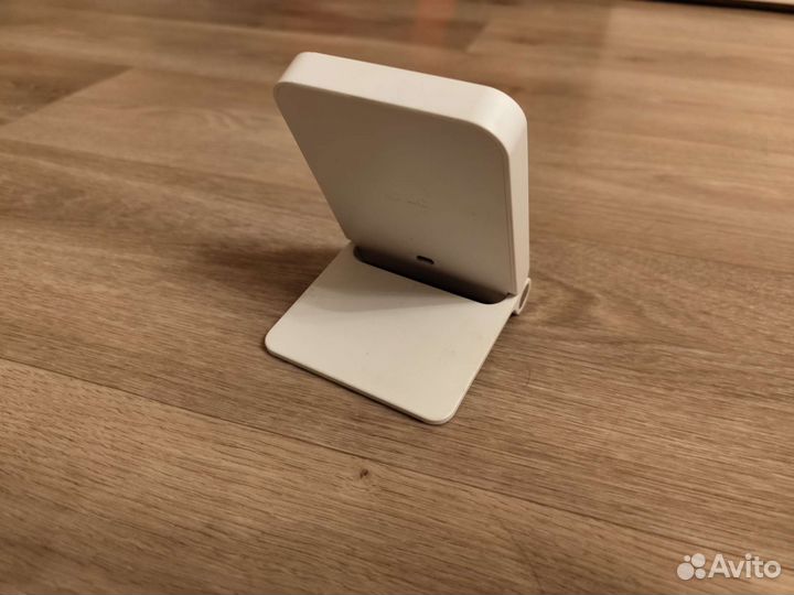 Беспроводное зарядное устройство