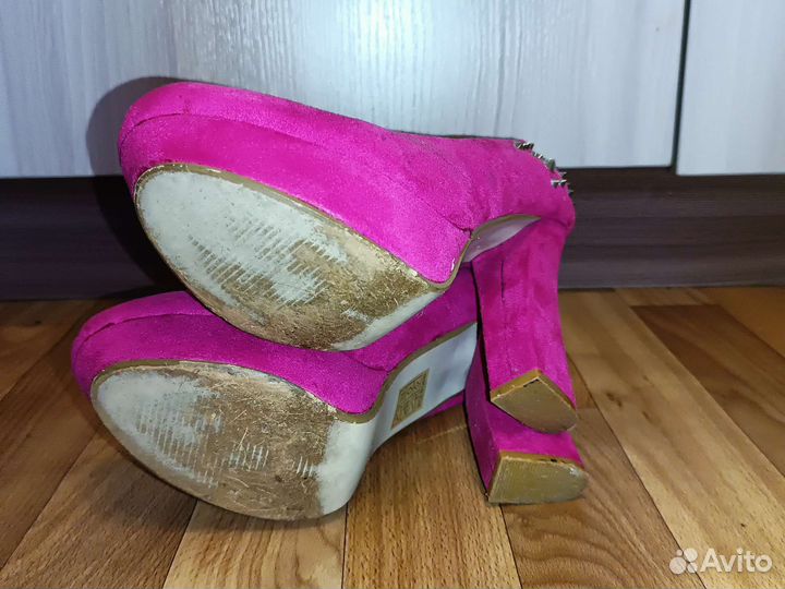 Туфли женские 41 размер на высоком каблуке