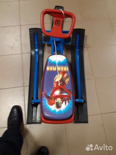 Детский снегокат