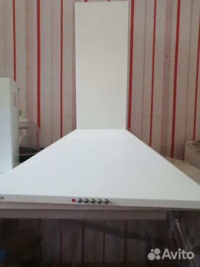 Вытяжка для кухни 60 см бу