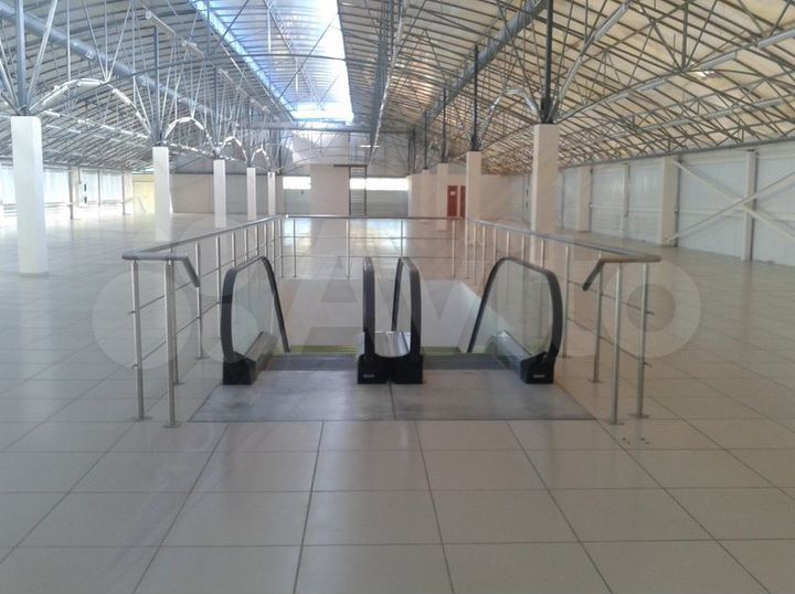 Торговая площадь, 2000 м²