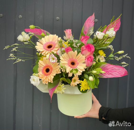 Флорист в топовый цветочный салон