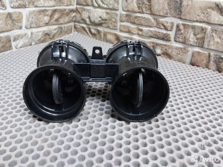 Дефлектор воздушный передний Mercedes-Benz E-Class