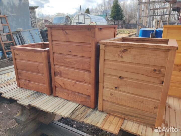 Кашпо для цветов деревянное