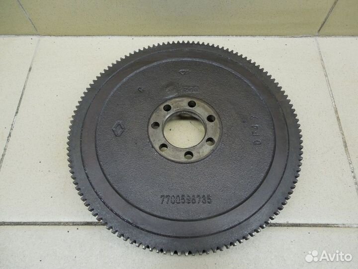 Маховик Logan 2005-2014