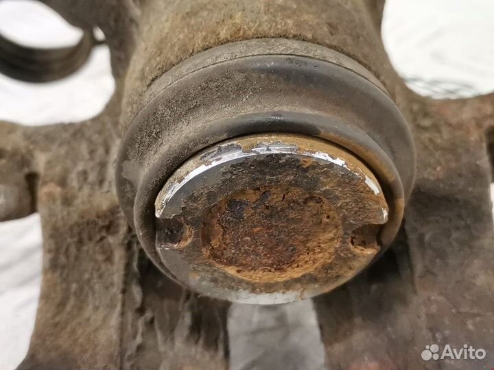 Суппорт задний правый для Audi A4 B5 8D0615424