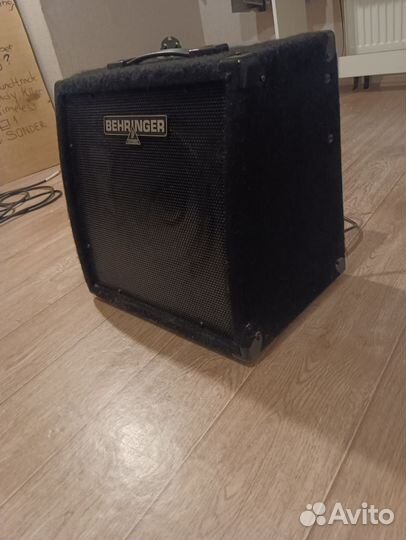 Комбоусилитель Behringer K450FX