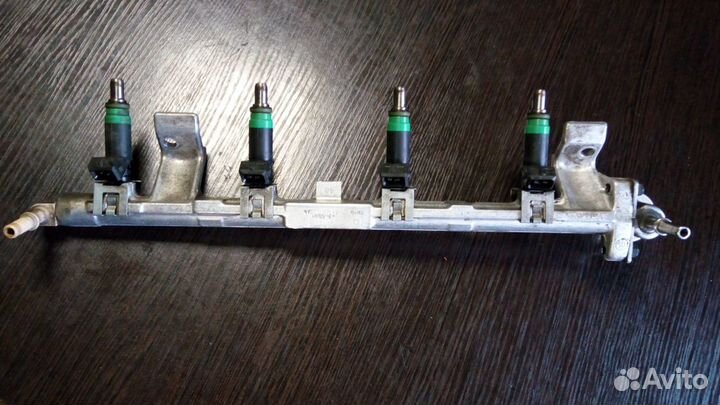 Форд фьюжен топливная рампа с форсунками