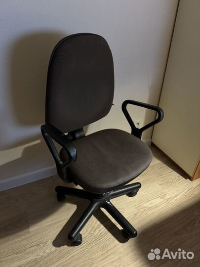 Компьютерное кресло