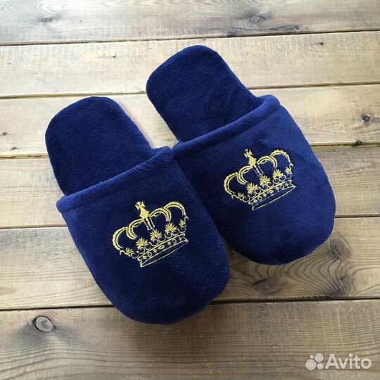 Плюшевые тапочки с именной вышивкой на заказ