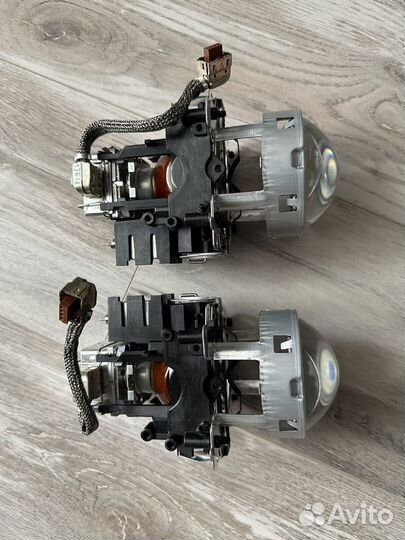 Заводские линзы с лампами Philips D3S для Audi Q3